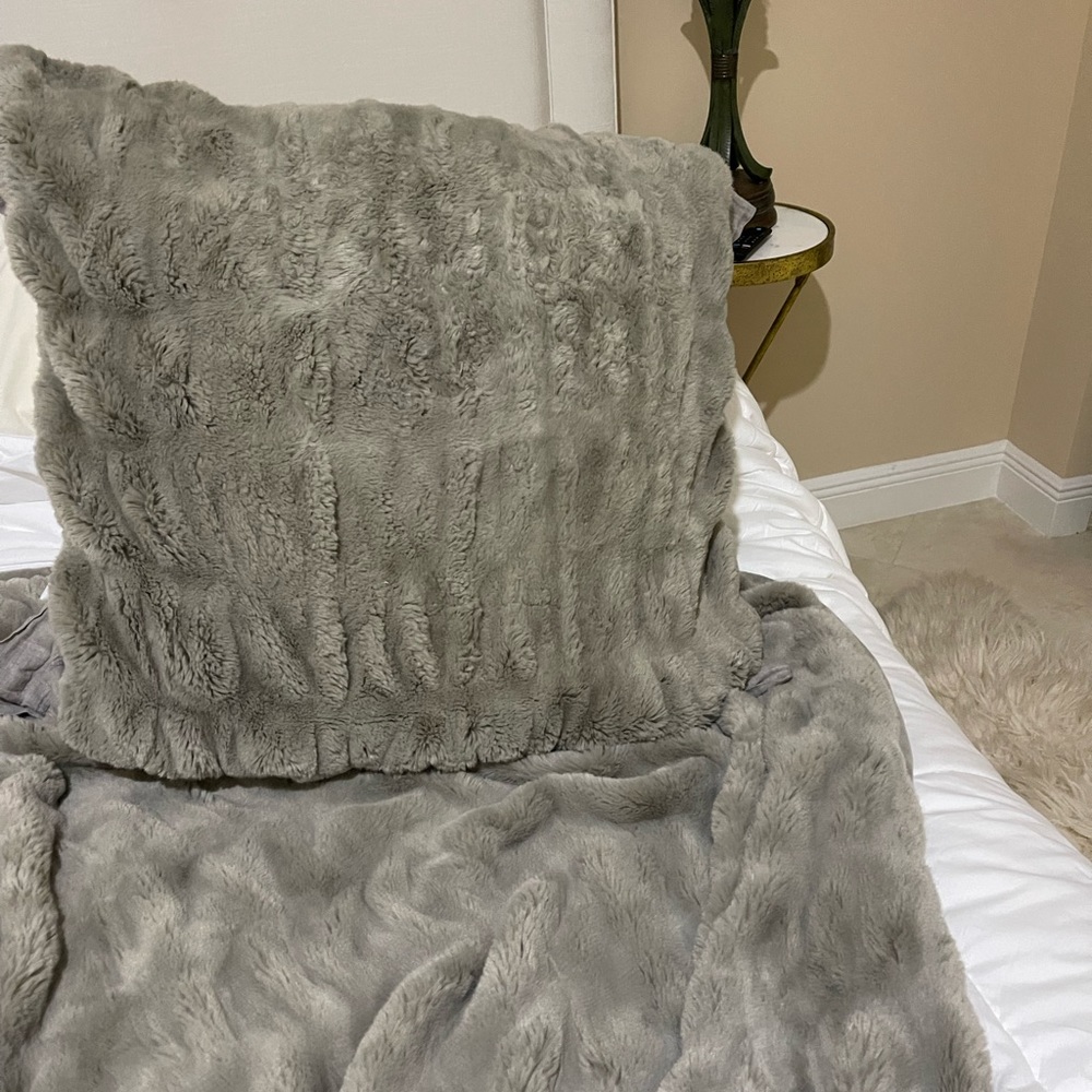 European faux fur pillowcases